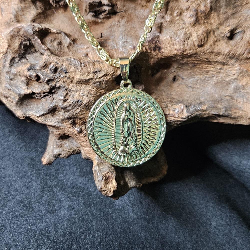 Gold Virgin Mary Pendant Necklace